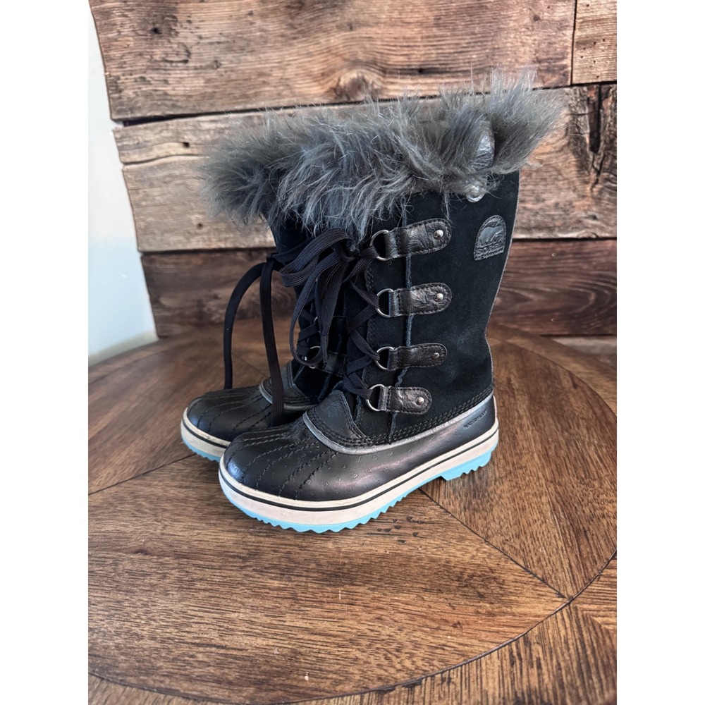 Sorel Joan of Arctic Black Suede Faux Fur Waterproof Winter Boots Kids Size 1